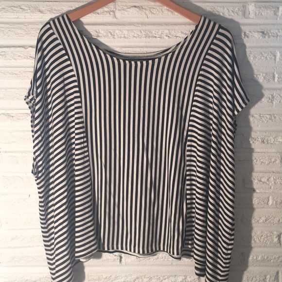 Nation LTD Soft and Loose Fitting Top 👚 - Picture 1 of 3